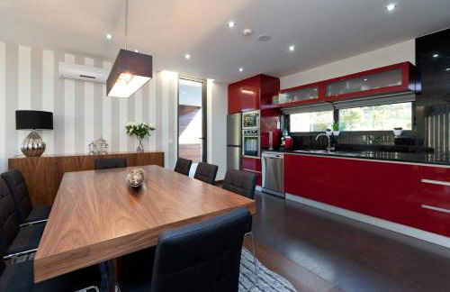 Elegant Villa Near Vieira do Minho with Pool - Foto 7