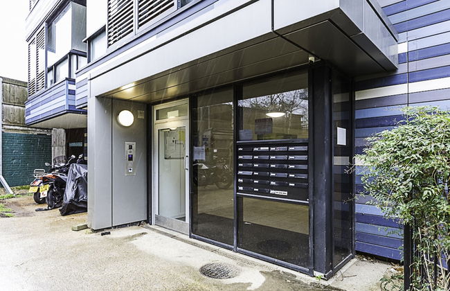 Trendy Queen's Park Apartment With Views Across London - Foto 25