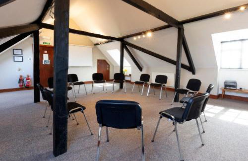 Charney Manor - Photo 52