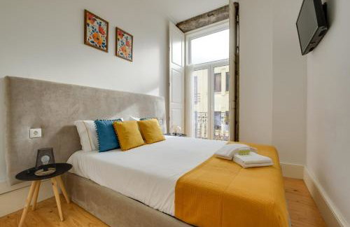 Bright 2bedroom apartment in Bonfim, 2 minutes from Campanhã, Porto city center - Foto 1
