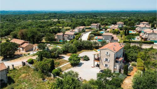 4 Bedroom Cozy Home In Sveti Lovrec - Foto 2