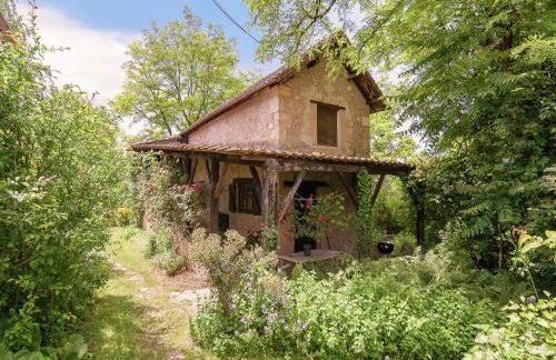 Cottage in Les Eyzies-De-Tayac-Sireuil with pool - Photo 1