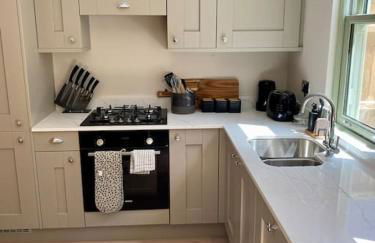 Luxurious Beach House Chesil Beach. Sleeps 6 - Photo 28