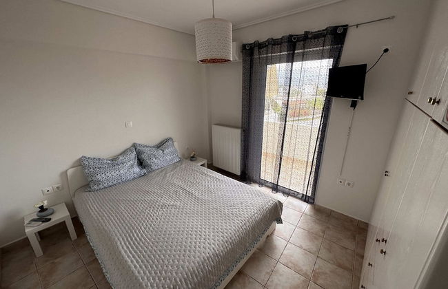 VerGian Brand New Apt at Agioi Theodoroi - Foto 1