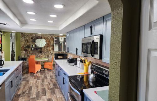 Alicia Alibi vintage Vegas pool house - Foto 20