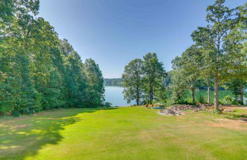 Lakefront Getaway with Porch in Athens Area! - Foto 23