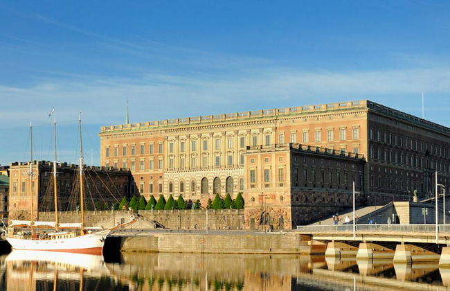 Drottningholm Palace - Private Driving Tour - Photo 3