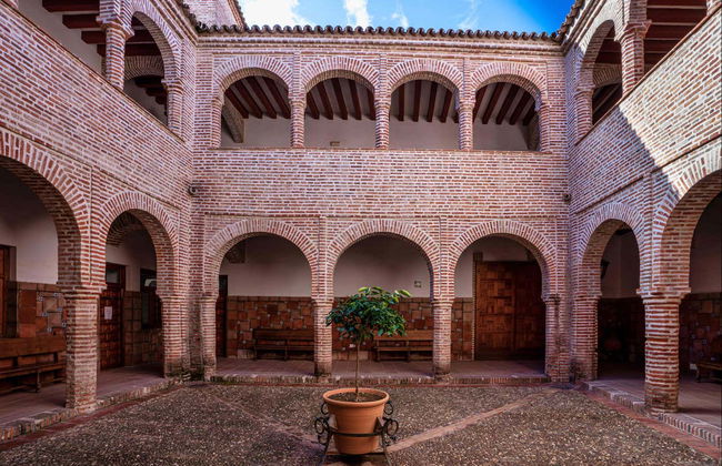 Tour in Llerena - Photo 4