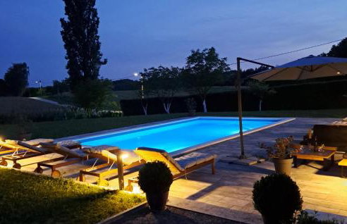 5 Bedroom Cozy Home In Desni Stefanki - Foto 16