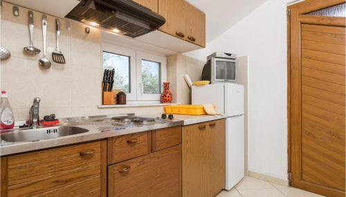 Beautiful Apartment In Punta Kriza - Foto 5