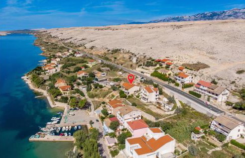 3 Bedroom Nice Apartment In Miskovici - Foto 9