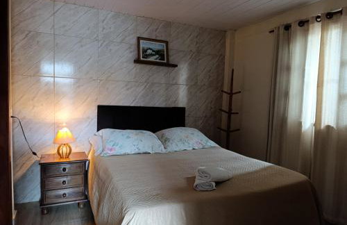 Hospedagem Doce Lar - Casa Girassol - Foto 11