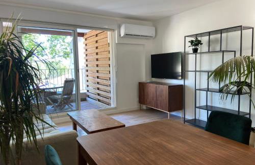 T2 bord du canal du midi piscine - Photo 9