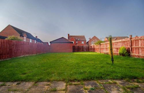 NEW! Large 5BR 2BA Home Leamington Spa Driveway Garage Parking WI-FI - Photo 48