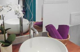 Maison plein pied Béthune avec place de parking, jardin clos et terrasse exterieure, quartier calme proche centre proche gare, capacité 4 personnes - Foto 11