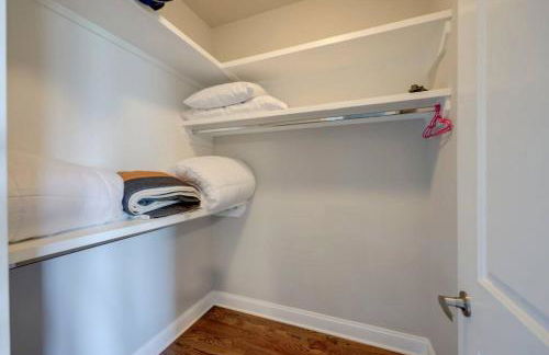 WeHo Nashville Home, Geodis Park, Mini-Golf, Arcade, 10min to Downtown! Sleeps 10! - Foto 45