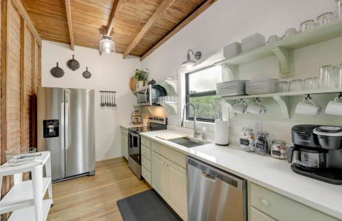 Sip, Fish and Relax Fireside Serene Schulenburg Gem - Foto 6