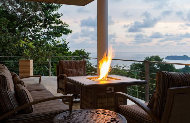 Stunning 7 BR Villa Manuel Antonio Sanctuary - Photo 26