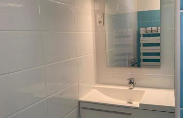 Appart 2ème ligne vue mer, 2 chambres, clim, internet, parking - Foto 8