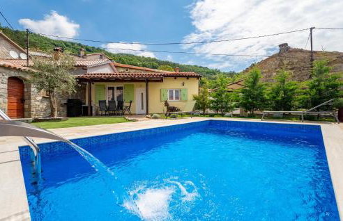 Beautiful Home In Lupoglav - Foto 7