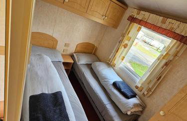 Honey Cottage Caravan Park - Foto 21