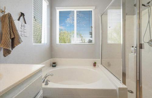 Your Home Away From Home near Wineries & Old Town - Foto 65