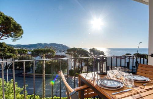 Apartamento de lujo con vistas al mar, a dos minutos de la playa - Foto 1