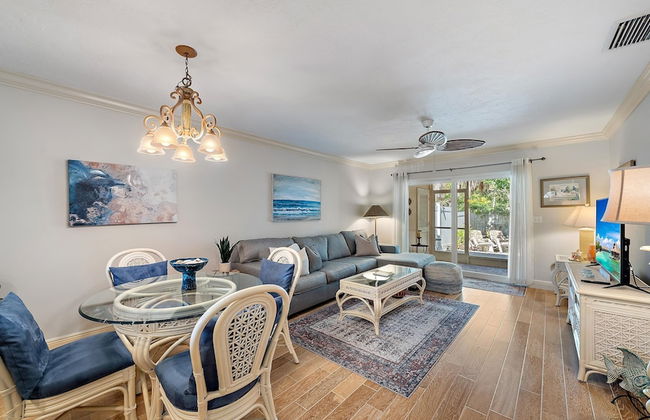 Sunset Sanctuary 2 Bedroom Condo by RedAwning - Foto 22