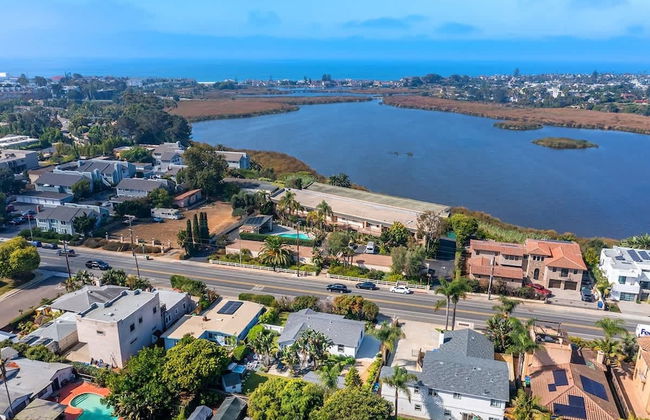 Coastal Palm Haven - With Hot Tub - Foto 33