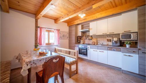 Awesome Home In Donja Stubica - Foto 5