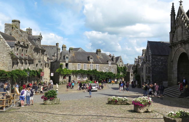 3 bedroom House in Plonévez-Porzay with garden and terrace - Photo 32