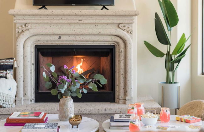 Sunbeam by Avantstay Elegant, Private Desert Home w/ Infinity Pool, Spa & View - Foto 10