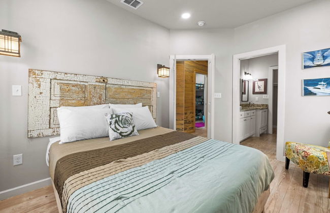 2 Waterfront Homes w/ Views, Pool, Boat Dock Laguna Village Oasis by Avantstay - Foto 9