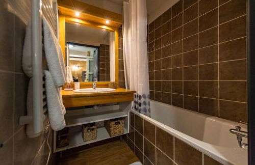 Apartment for 4 - 6 people in Albiez-Montrond - Photo 3