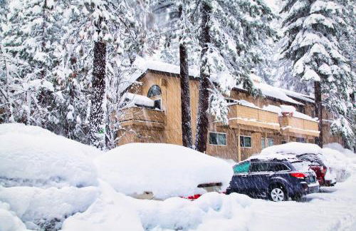 1 Mi to Diamond Peak Ski Resort Condo with Pool - Foto 32