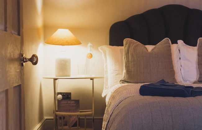 Luxury House Sleeps 14 With Secret Bar Near Bath - Photo 4