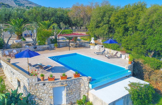 Villa Helona in Lithiasmenos - Photo 6