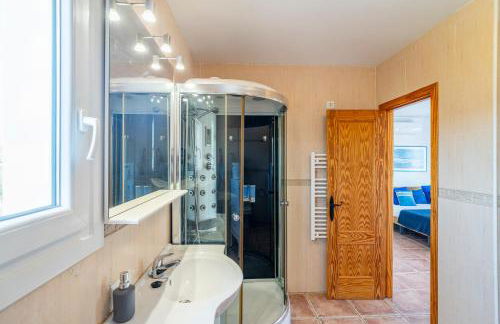 Las Alondras stunning lake views - Foto 29