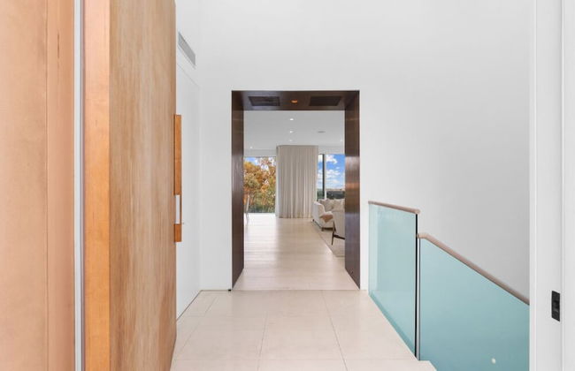 Beverly Grove - Photo 27