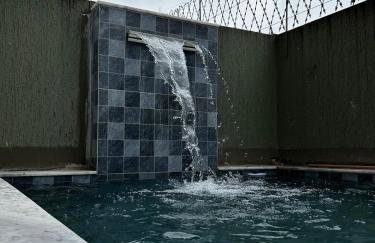 Apartamento em Condomínio Beverly Hills Praia de Vista Linda - Bertioga com Estacionamento e Piscina - Foto 12
