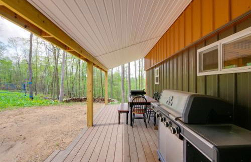 1 Mi to Mohican River Wooded Retreat with Trails! - Foto 1