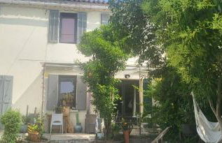 Studette indépendante et coquette avec terrasse sur jardin - Foto 12