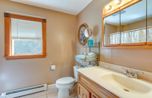 Meriden Village of Plainfield Home with Backyard - Foto 17