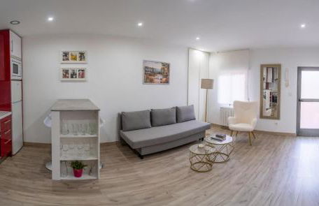 Cómodo piso cerca del Aeropuerto by beBalmy - Foto 9