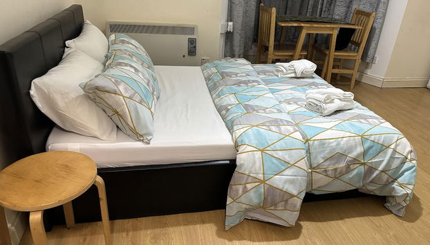 Charming 1-bed Studio in London - Foto 5, Habitación