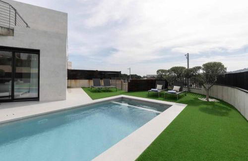 Naramia Sagaro Villa - with Pool-garden-10 Pax - Foto 40