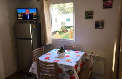 Bungalow convivial à Saint-Brevin-les-Pins avec piscine - 32 m² - Foto 6