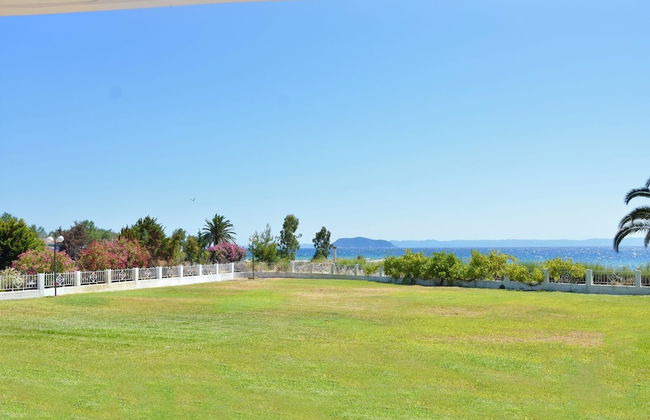 Stunning Beachfront Villa for Rent - Foto 30