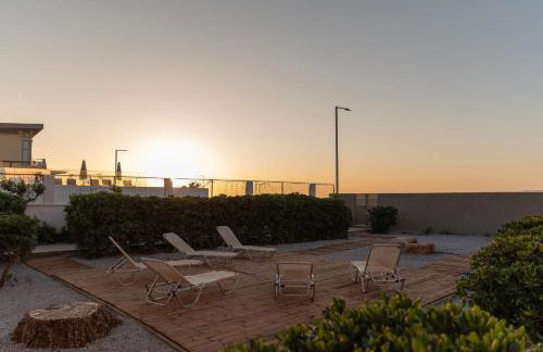 Aelia Seafront 2 Bdr Villa by Hospi Living - Foto 5