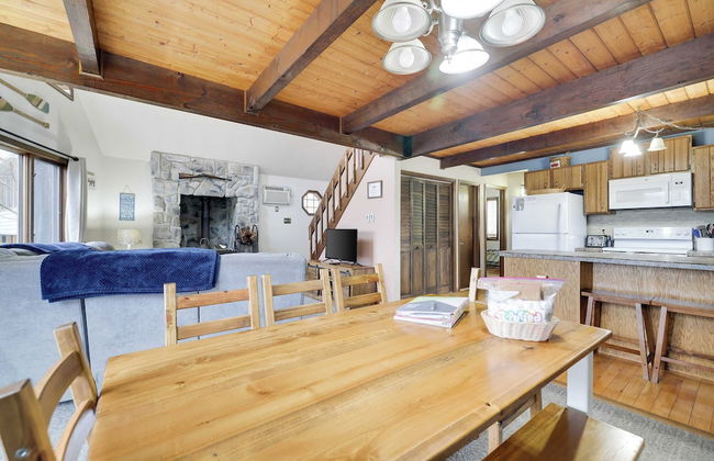 Chalet All Day Avantstay Lakeside, Firepit, Shared Pool - Foto 10